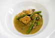 Gambas con esparragos