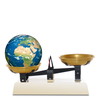 Terre dans une balance. Terre dans une balance.