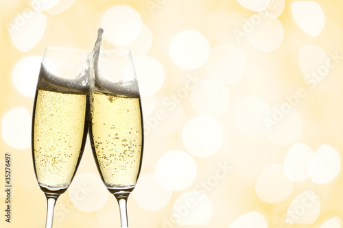 Photo: two glasses of champagne two glasses of champagne