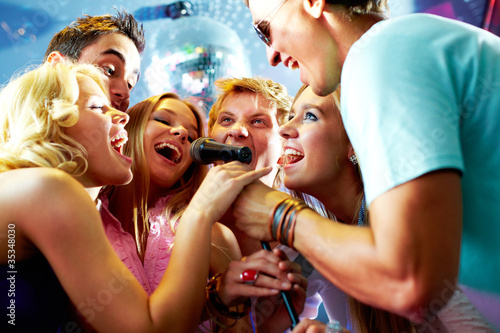 Photo: Singing friends Singing friends