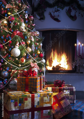 Photo: Christmas Tree and Christmas gift Christmas Tree and Christmas gift