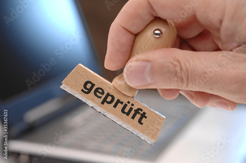Photo: geprüft genehmigt geprüft genehmigt