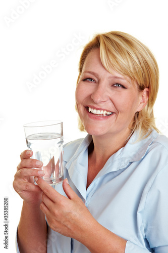 Photo: Lachende Frau mit Wasser Lachende Frau mit Wasser