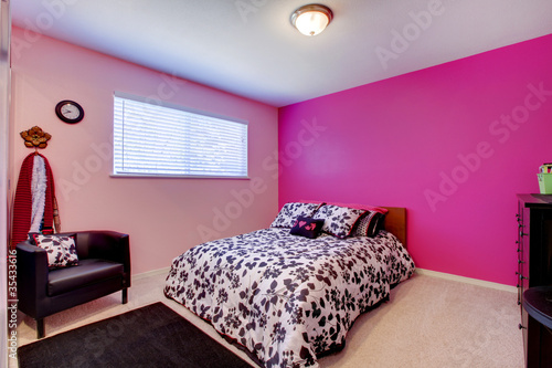 Girls bedroom in pink, black and white by Iriana Shiyan, Royalty ...