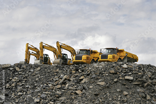 Photo: Camions transport engins de chantier gravats Camions transport engins de chantier gravats