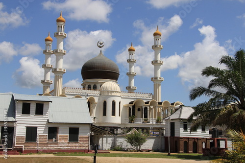 Foto: Suriname - Paramaribo - Synagogue - Mosquée Suriname - Paramaribo - Synagogue - Mosquée