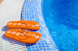 Foto: orange at the pool 2 orange at the pool 2