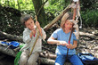 Foto: Kinder schnitzen Kinder schnitzen