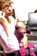 Foto: mère bébé travail domicile mère bébé travail domicile