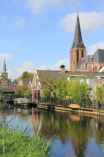 Photo: Holland Holland