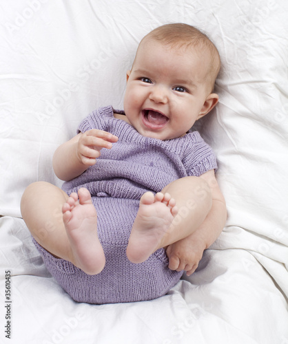 Photo: éclat de rire de bébé éclat de rire de bébé