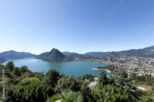 Foto: Lake Lugano,.panoramic view from the top, switzerland Lake Lugano,.panoramic view from the top, switzerland