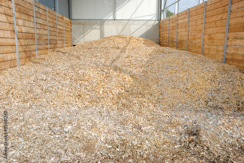 Photo: Vorratsbunker mit Holz Hackschnitzel Vorratsbunker mit Holz Hackschnitzel
