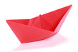 Rotes Papierschiff