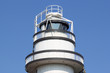 Leuchtturm vor blauem Himmel