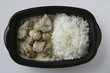 Barquette de porc aux champignons à la crème et riz basmati