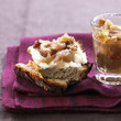 chutney et tartine de chèvre à l'échalote