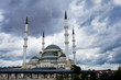 Foto: Ankara Kocatepe Mosque in a very dark day, Turkey Ankara Kocatepe Mosque in a very dark day, Turkey