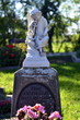 Foto: Gräber auf den Friedhof an der Kirche Gräber auf den Friedhof an der Kirche
