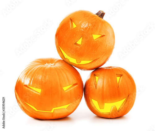 Photo: Halloween pumpkins glow Halloween pumpkins glow