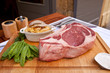 Côte de boeuf crue