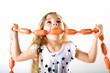Kind mit Wurst spielen