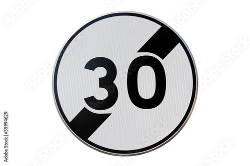 Photo : Panneau de fin de limitation de vitesse à 30 km/h Panneau de fin de limitation de vitesse à 30 km/h