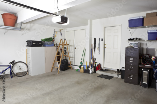 Photo: Clean Garage Clean Garage