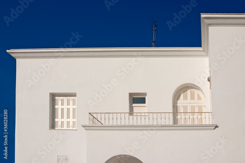 Photo: Traditional white house in Santorini, Greece Traditional white house in Santorini, Greece