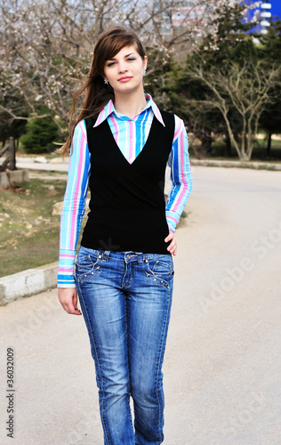 Photo: teen girl teen girl