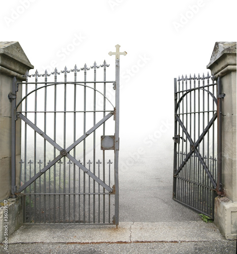 Foto: open wrought-iron gate open wrought-iron gate