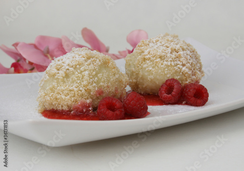 Photo: Topfenknödel Topfenknödel