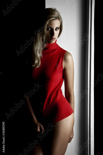 Foto: red sweater red sweater