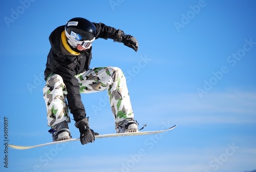 Photo: snowboarder snowboarder