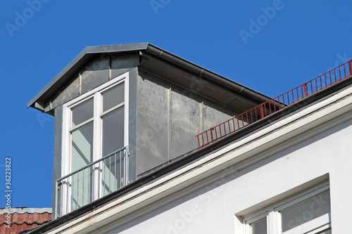 Photo: Giebelgaube auf Altbau-2 Giebelgaube auf Altbau-2