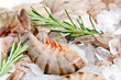 Crevettes sur étalage Crevettes sur étalage