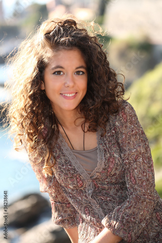 Photo: ritratto di giovane donna ritratto di giovane donna