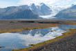 Vatnajokull riflesso sul fiume in Islanda Vatnajokull riflesso sul fiume in Islanda