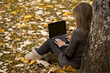 Foto: Woman working outdoor Woman working outdoor