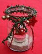 Weihnachtsfigur am Glasrand Weihnachtsfigur am Glasrand