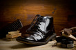 Calzolaio - Lucidare le scarpe