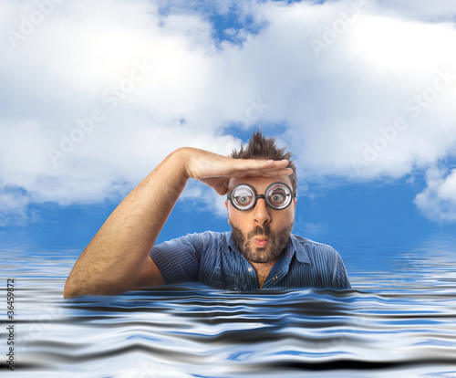 Photo: Uomo in mare Uomo in mare