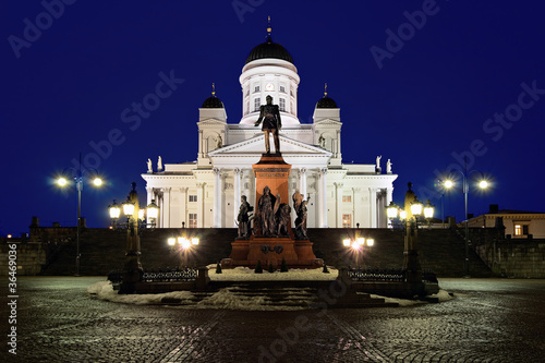 photo par Mikhail Markovskiy