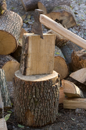 Foto: Chopping wood Chopping wood
