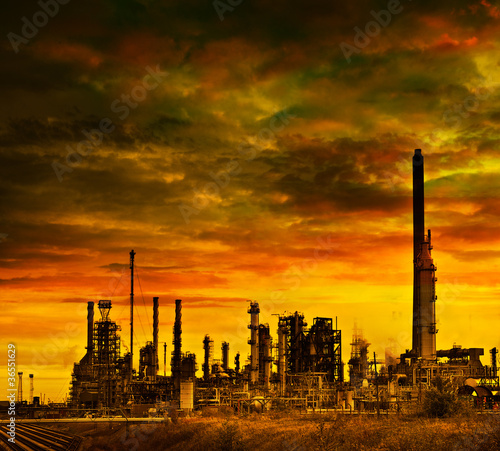 Photo: oil refinery oil refinery