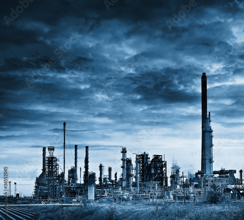 Photo: refinery station refinery station