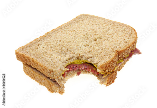 Photo: Corned beef sandwich bitten Corned beef sandwich bitten