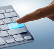 Foto: Fingers to keyboard buy now Fingers to keyboard buy now