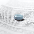 Foto: blue pills on package insert blue pills on package insert