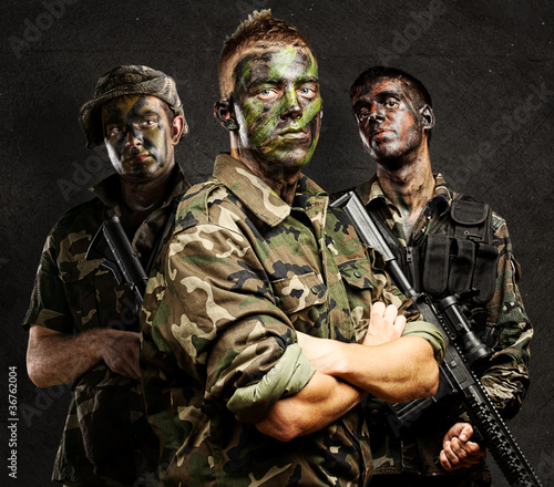 Photo: soldiers group soldiers group